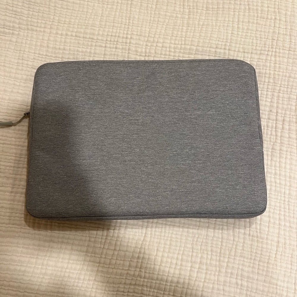 Laptop case - Picture 3 of 3